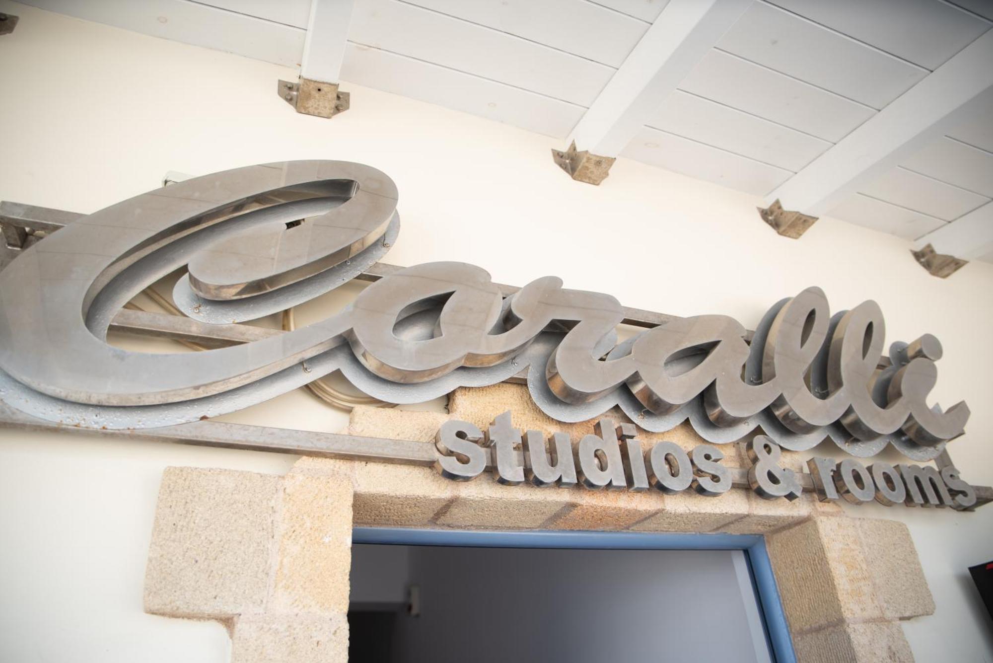 Coralli Rooms & Restaurant 엘라포니소스 외부 사진