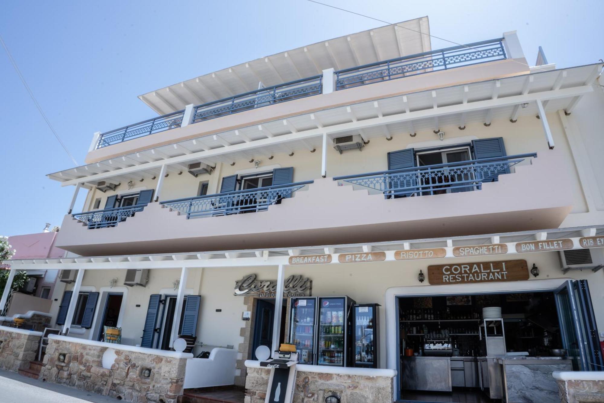 Coralli Rooms & Restaurant 엘라포니소스 외부 사진